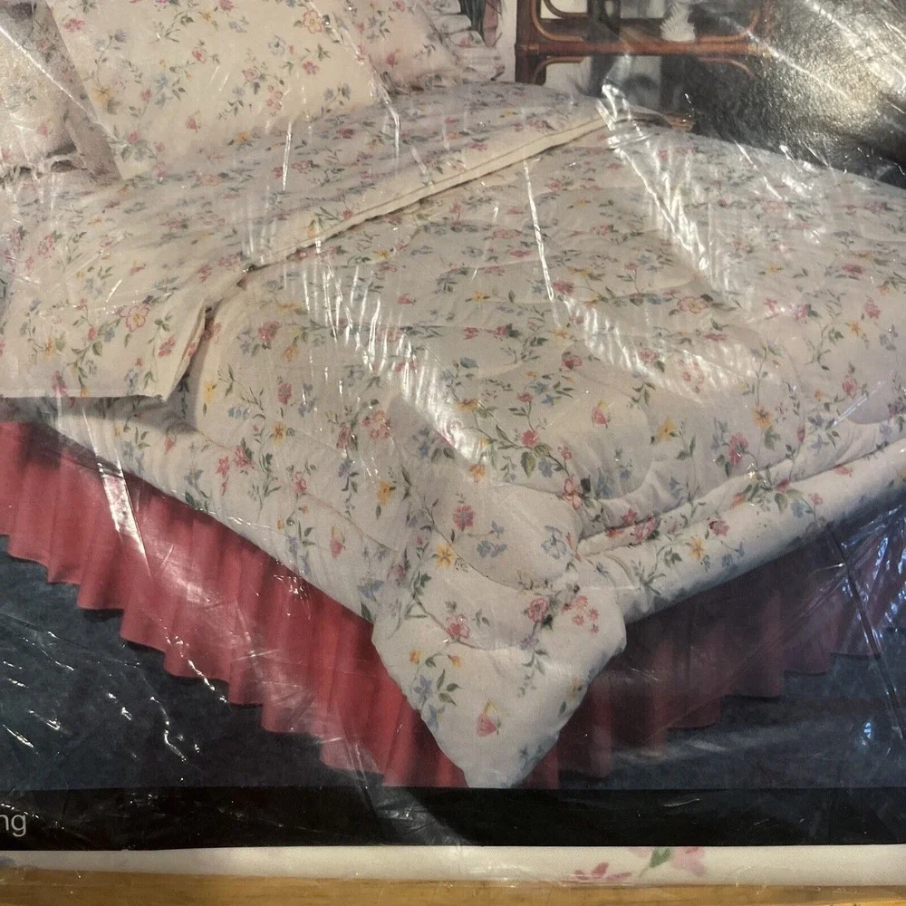 Vintage JCPenney Full Flat Sheet 2 Pillow Cases Early Spring Floral‎ Flowers USA